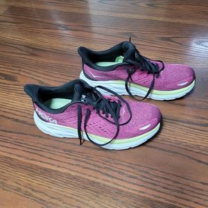 Hoka Clifton